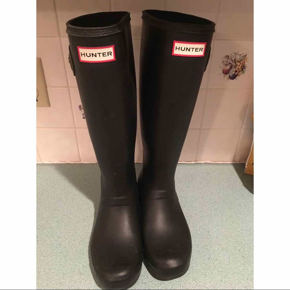 Hunter Matte Black Tall Rainboots
